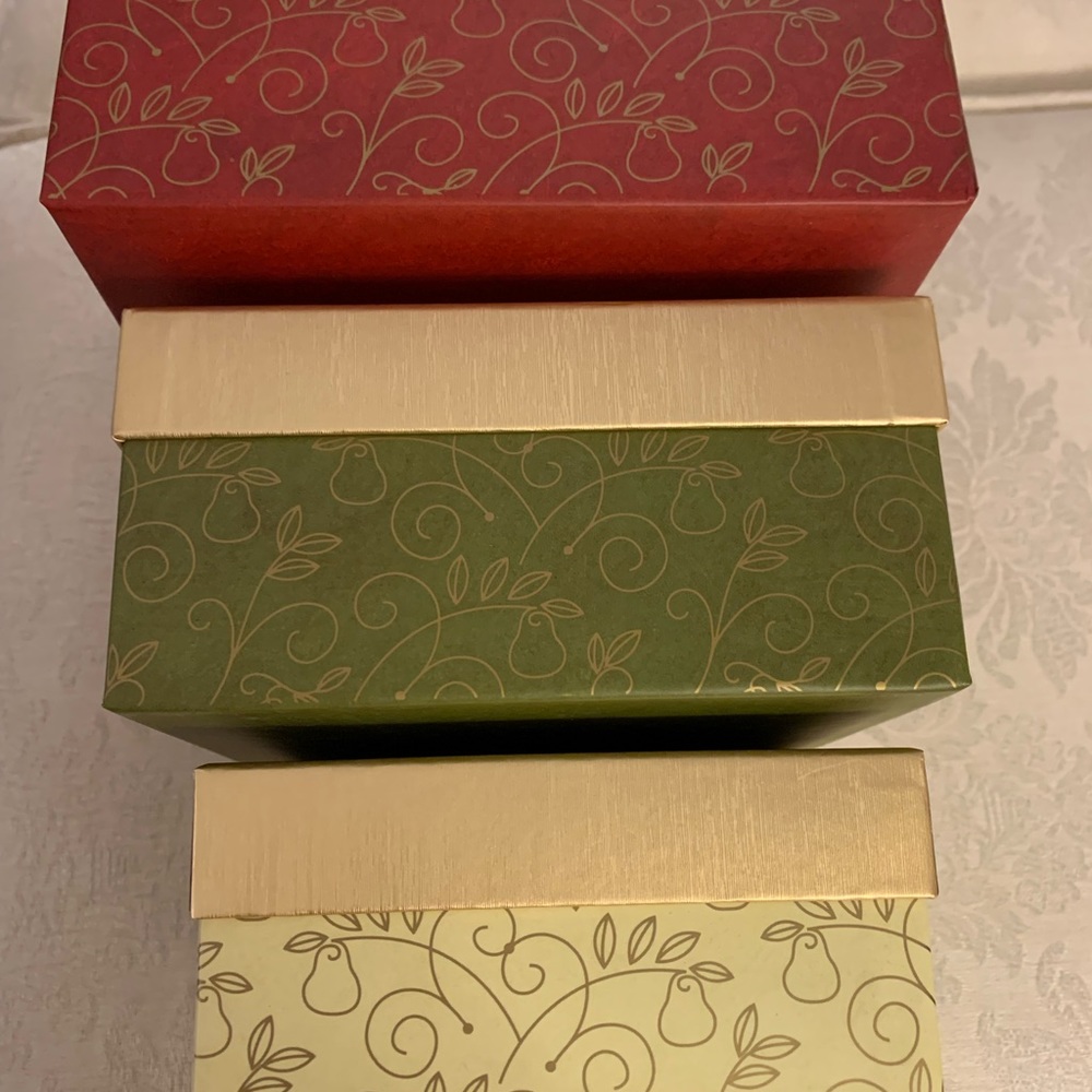 Harry & David Nesting boxes (6) Burgundy, green, cream & gold - Picture 4 of 5